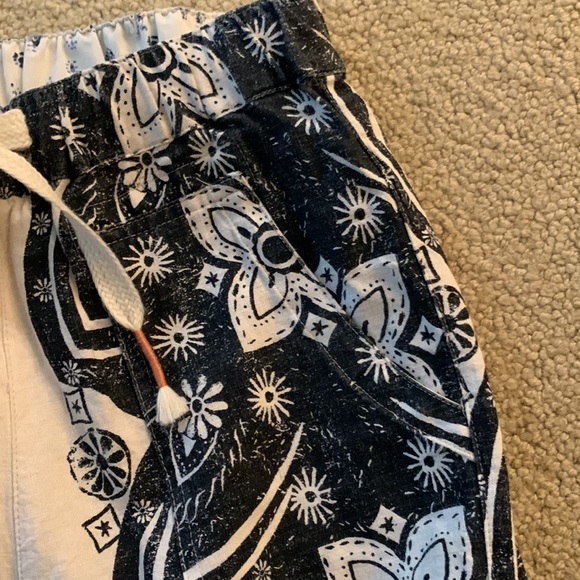 Anthropologie Pilcro (The Cottage) Draw String- Large Side Front and Back Pocket - Picture 3 of 10